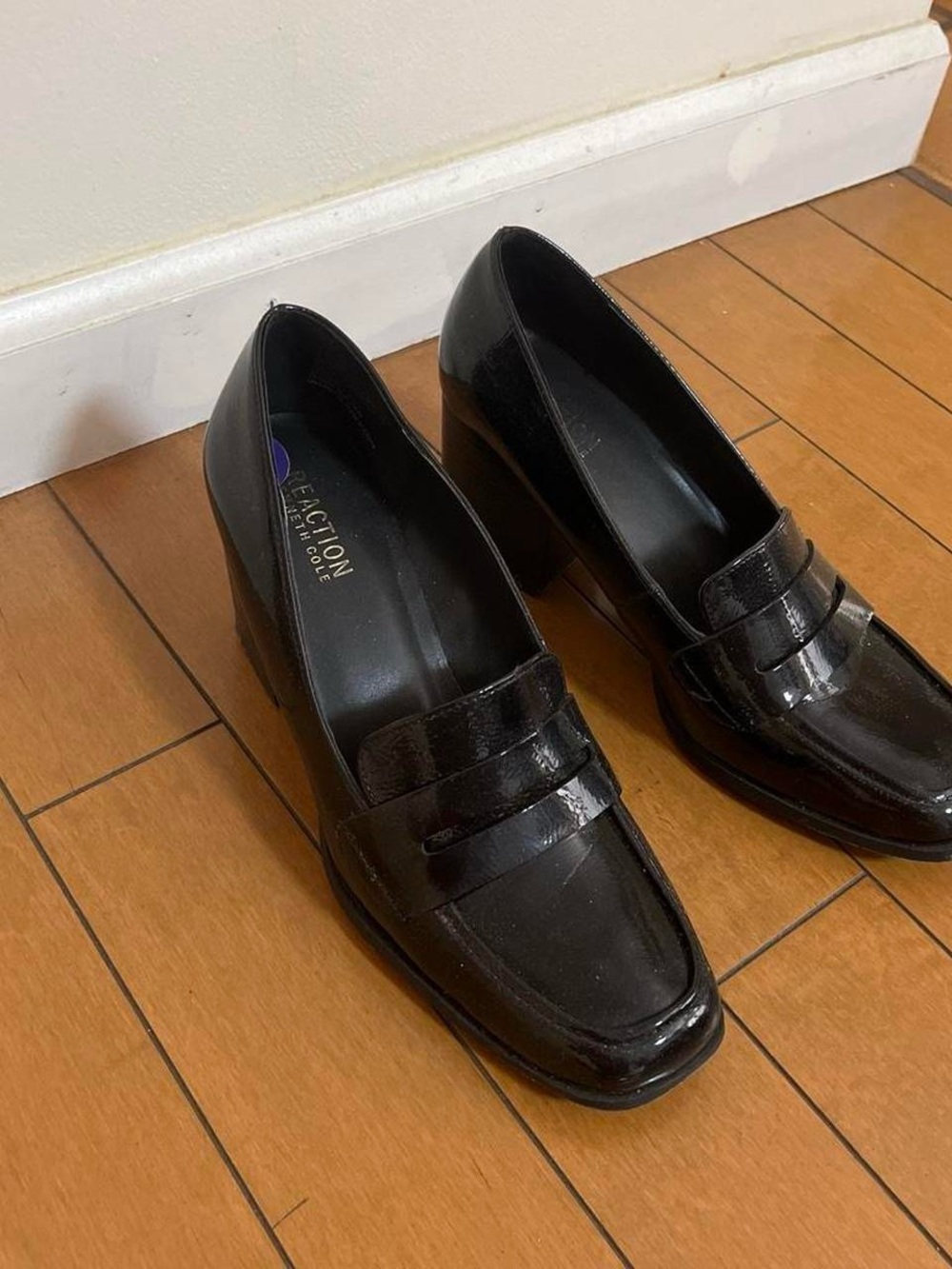 Kenneth Cole Reaction Black Patent Leather Penny Loafers with Block Heel